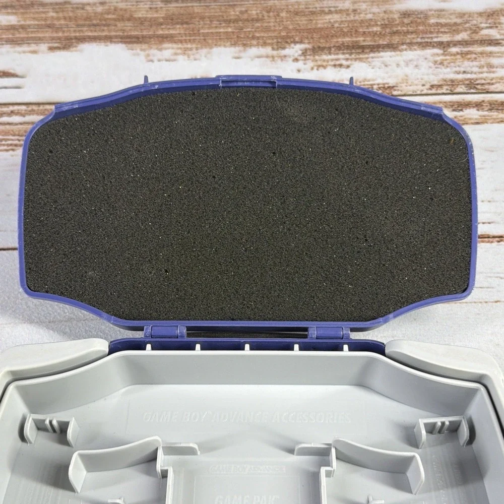 RARE Official Game Boy Advance Hard Shell Carrying Case Indigo Purple